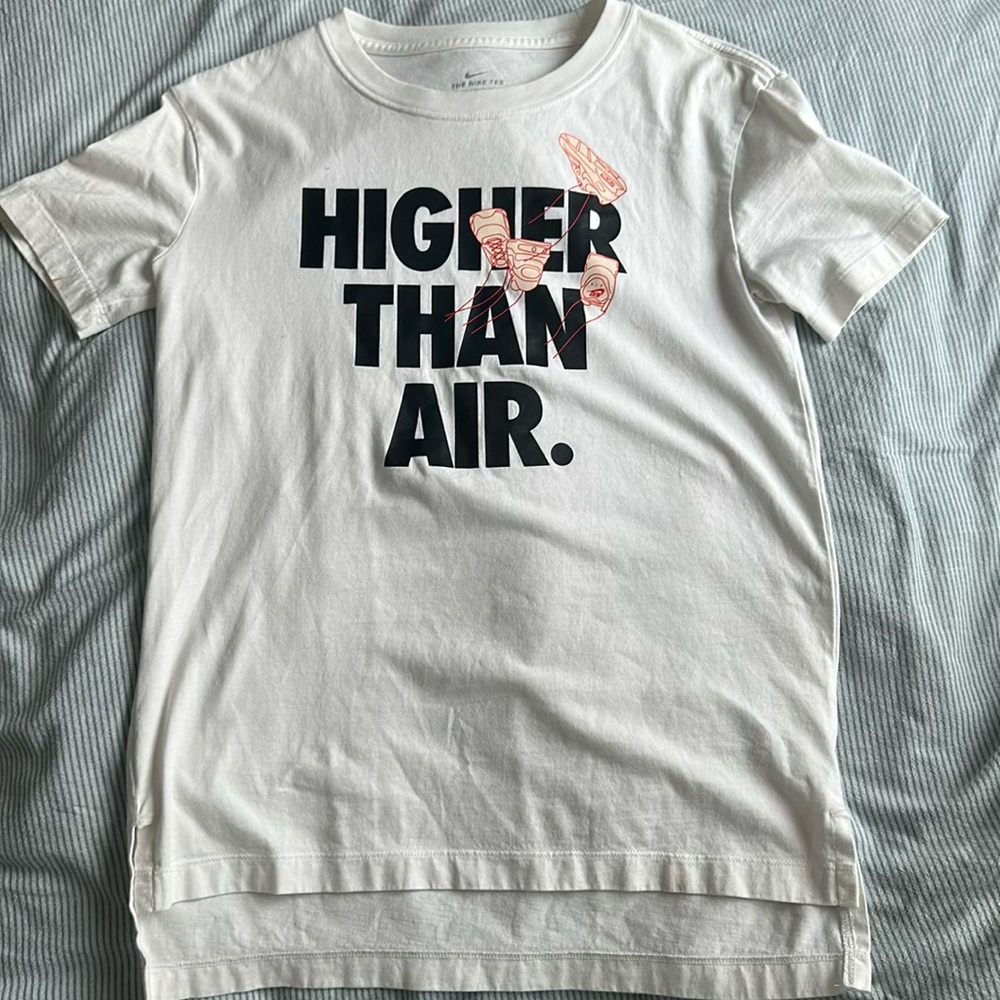 nike tshirt